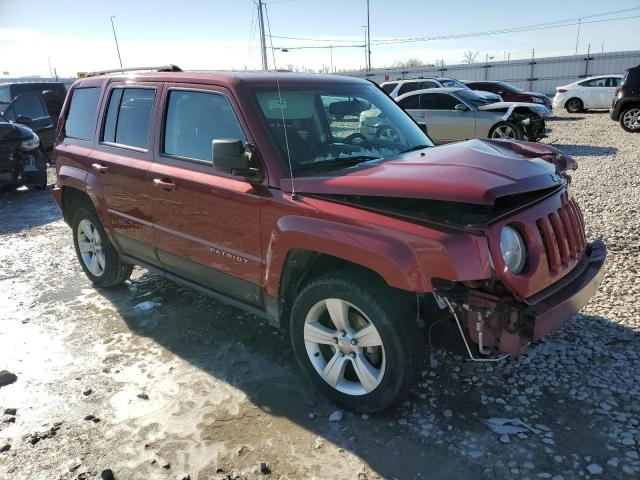 1C4NJRFB8GD637396 - 2016 JEEP PATRIOT LATITUDE BURGUNDY photo 4