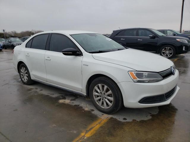 3VW637AJ2EM233686 - 2014 VOLKSWAGEN JETTA HYBRID WHITE photo 4