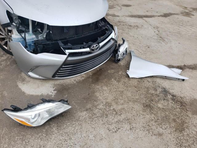 4T1BF1FK6FU996374 - 2015 TOYOTA CAMRY LE SILVER photo 12