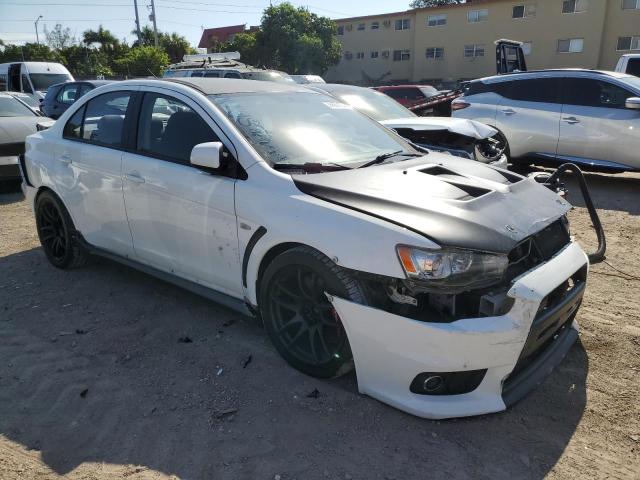 JA32W6FV5AU034005 - 2010 MITSUBISHI LANCER EVOLUTION SE WHITE photo 4