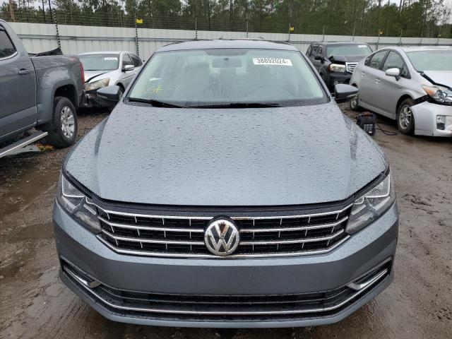 1VWAA7A38JC011862 - 2018 VOLKSWAGEN PASSAT S GRAY photo 5