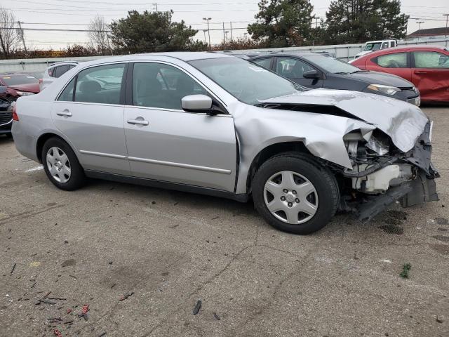 1HGCM56477A218807 - 2007 HONDA ACCORD LX GRAY photo 4