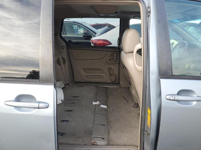 5TDBA22C34S007424 - 2004 TOYOTA SIENNA XLE GRAY photo 10