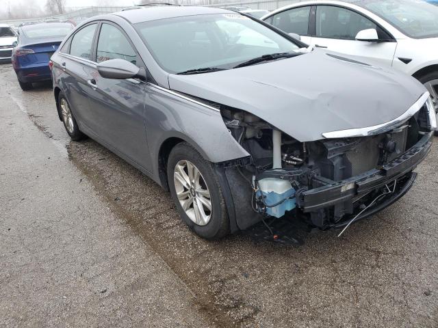 5NPEB4AC3DH671929 - 2013 HYUNDAI SONATA GLS GRAY photo 4