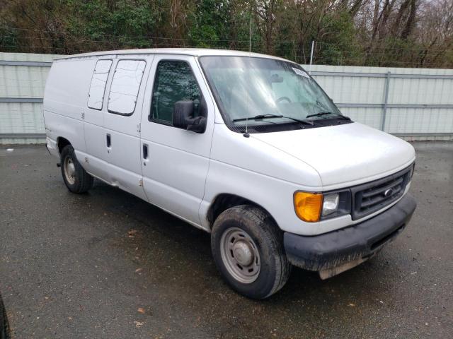 1FTRE14W05HA62701 - 2005 FORD ECONOLINE E150 VAN WHITE photo 4