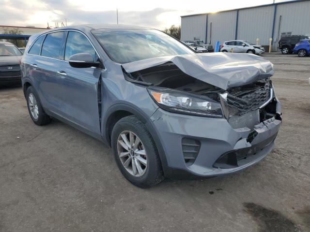 5XYPG4A39LG700611 - 2020 KIA SORENTO L SILVER photo 4