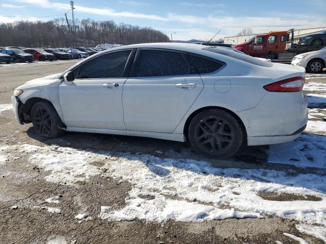 1FA6P0H74G5126498 - 2016 FORD FUSION SE WHITE photo 2