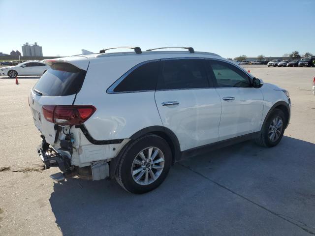 5XYPG4A32KG438221 - 2019 KIA SORENTO L WHITE photo 3