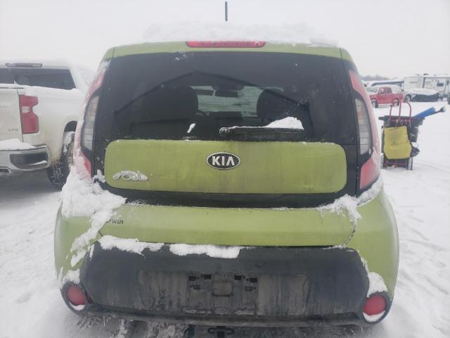 KNDJN2A22G7831874 - 2016 KIA SOUL GREEN photo 6