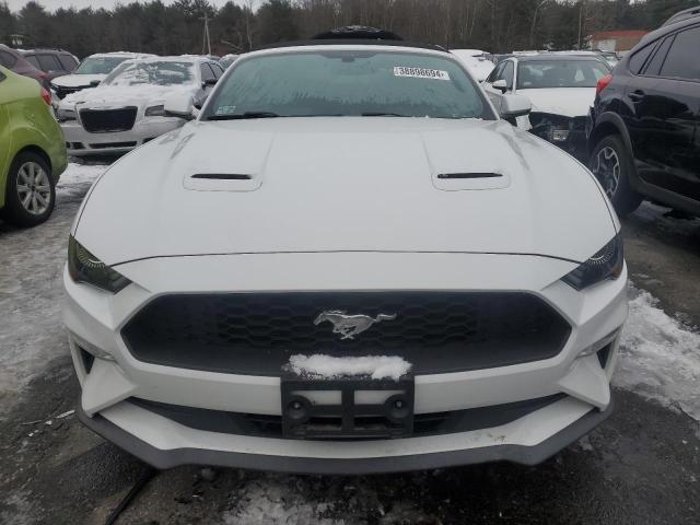 1FATP8UH2K5170525 - 2019 FORD MUSTANG WHITE photo 5