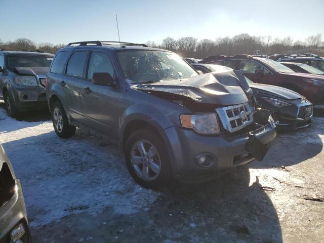 1FMCU9DG6CKB86967 - 2012 FORD ESCAPE XLT BLUE photo 4