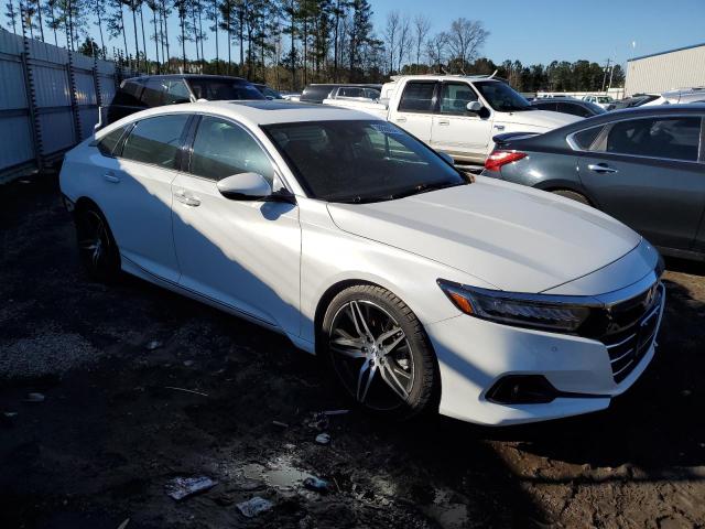 1HGCV2F95MA023940 - 2021 HONDA ACCORD TOURING WHITE photo 4