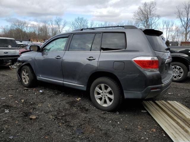 5TDBK3EH1BS092867 - 2011 TOYOTA HIGHLANDER BASE GRAY photo 2