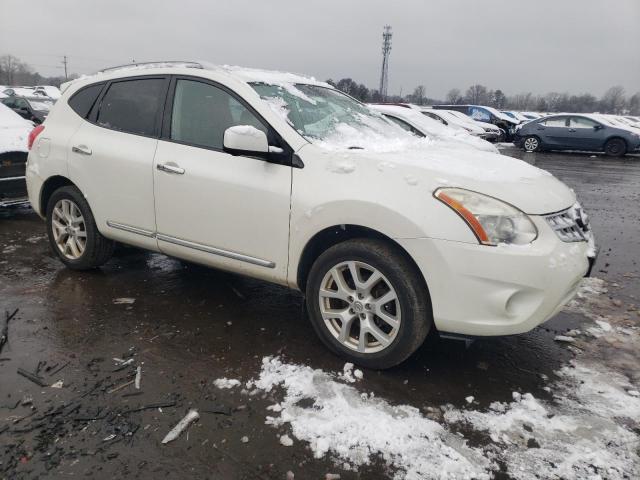 JN8AS5MV7CW416795 - 2012 NISSAN ROGUE S WHITE photo 4