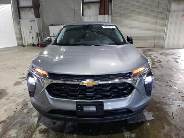 KL77LFE29RC146652 - 2024 CHEVROLET TRAX LS SILVER photo 5