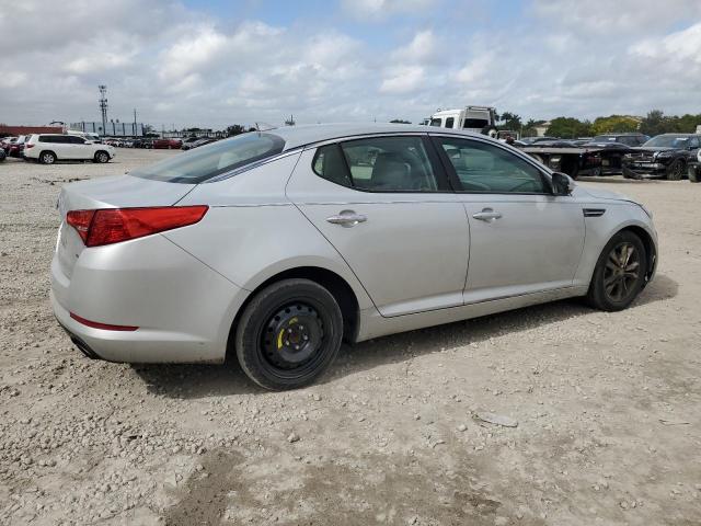 5XXGM4A75DG123786 - 2013 KIA OPTIMA LX SILVER photo 3