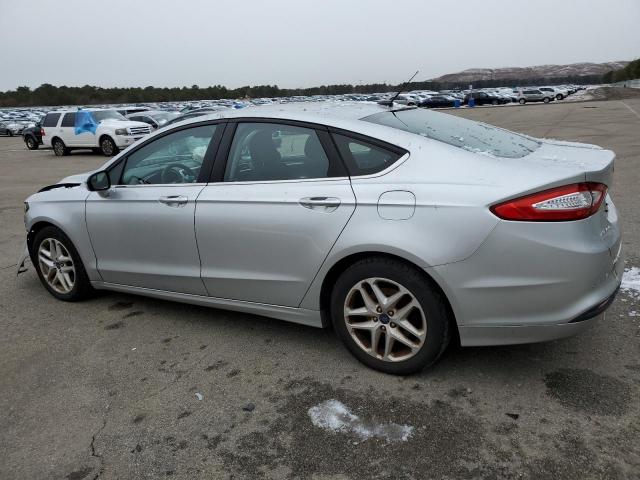 3FA6P0H75GR201173 - 2016 FORD FUSION SE SILVER photo 2