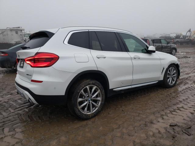 5UXTR9C54JLD70951 - 2018 BMW X3 XDRIVE30I WHITE photo 3