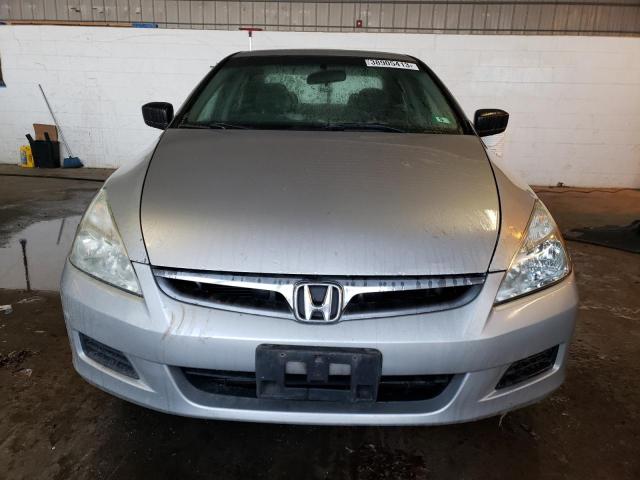 1HGCM56157A016716 - 2007 HONDA ACCORD VALUE SILVER photo 5