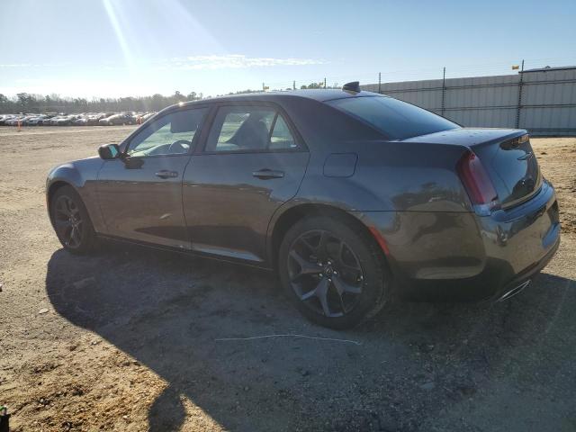 2C3CCABG7PH644478 - 2023 CHRYSLER 300 S GRAY photo 2