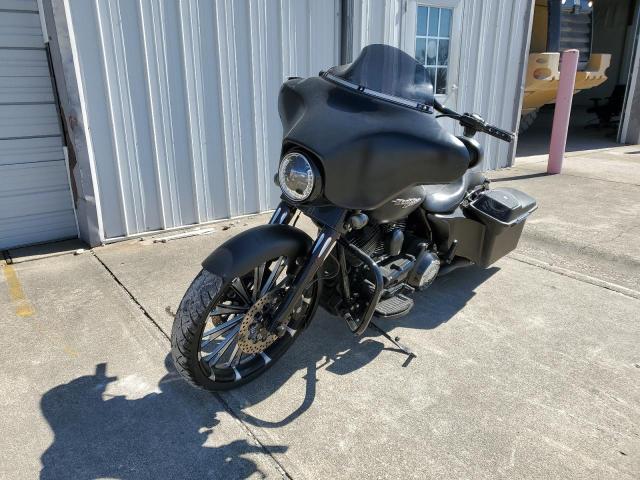 1HD1KBM1XCB643718 - 2012 HARLEY-DAVIDSON FLHX STREET GLIDE BLACK photo 2