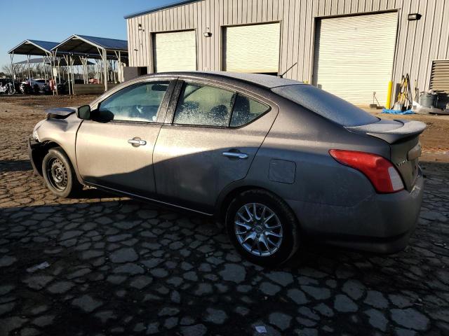 3N1CN7AP3FL911604 - 2015 NISSAN VERSA S GRAY photo 2