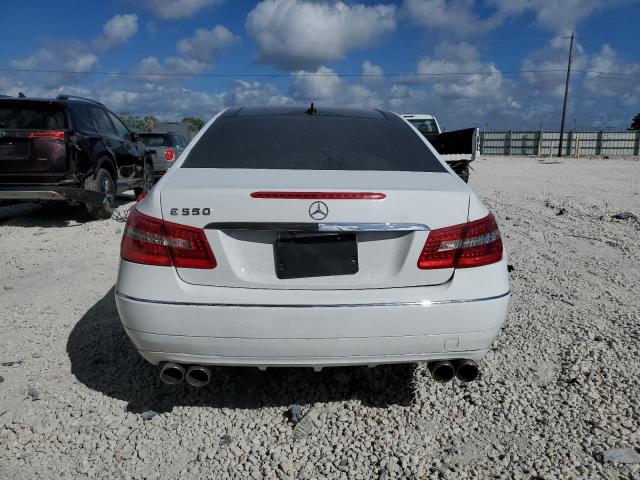 WDDKJ7CB7AF008578 - 2010 MERCEDES-BENZ E 550 WHITE photo 6