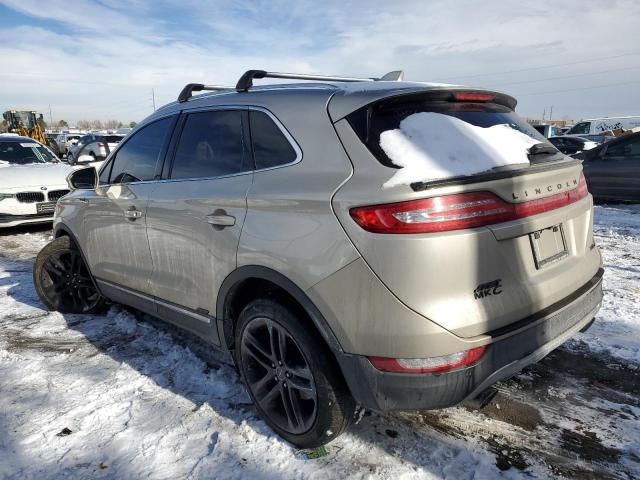 5LMCJ3D99HUL35310 - 2017 LINCOLN MKC RESERVE GOLD photo 2