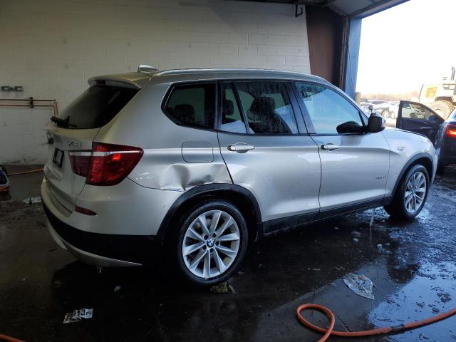 5UXWX9C54D0D04196 - 2013 BMW X3 XDRIVE28I SILVER photo 3