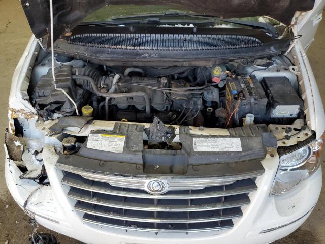 2C4GP64L75R337862 - 2005 CHRYSLER TOWN & COU LIMITED WHITE photo 12