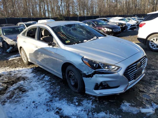 5NPE24AF8JH727952 - 2018 HYUNDAI SONATA SE SILVER photo 4