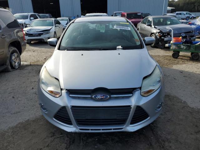 1FAHP3K25CL265679 - 2012 FORD FOCUS SE SILVER photo 5