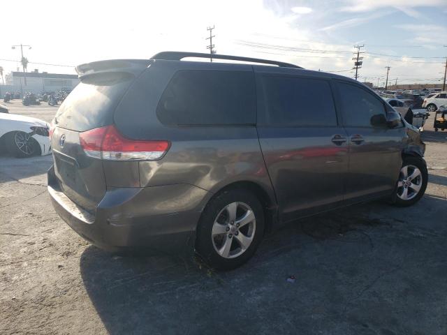 5TDKK3DC1DS386567 - 2013 TOYOTA SIENNA LE GRAY photo 3