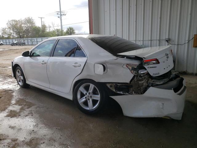 4T1BF1FK2DU249190 - 2013 TOYOTA CAMRY L WHITE photo 2