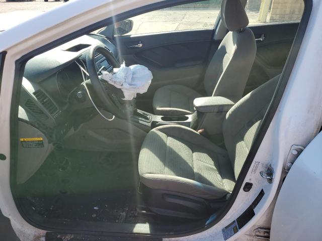 KNAFX4A61E5134846 - 2014 KIA FORTE LX WHITE photo 7