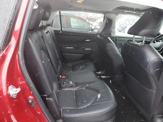 5TDGZRBH3NS568968 - 2022 TOYOTA HIGHLANDER XLE RED photo 11