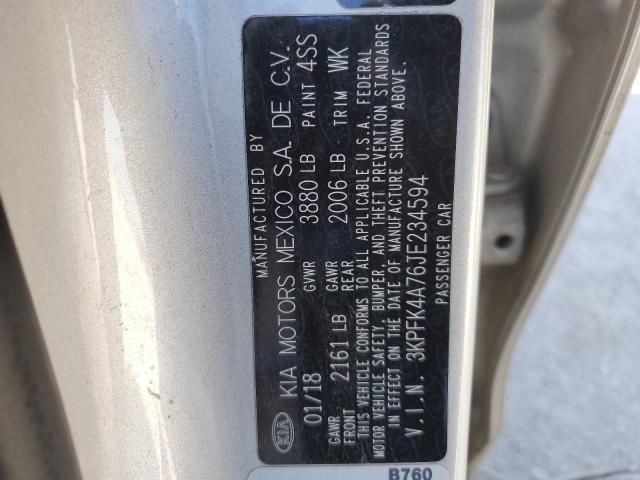 3KPFK4A76JE234594 - 2018 KIA FORTE LX SILVER photo 12