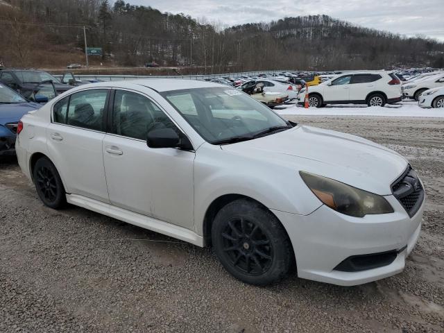 4S3BMCA65D3010304 - 2013 SUBARU LEGACY 2.5I WHITE photo 4