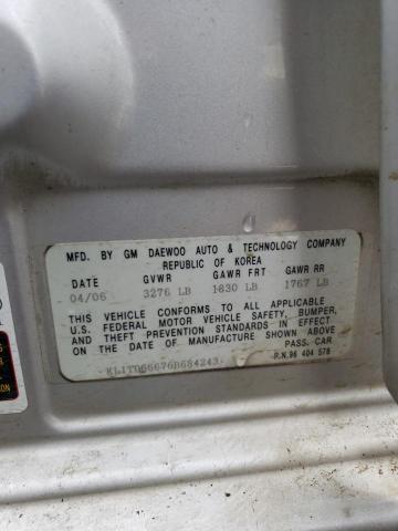 KL1TD66676B684243 - 2006 CHEVROLET AVEO BASE SILVER photo 12