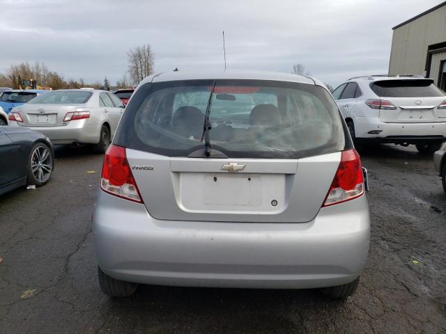 KL1TD66676B684243 - 2006 CHEVROLET AVEO BASE SILVER photo 6