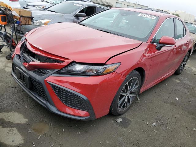 4T1T11BK2PU085839 - 2023 TOYOTA CAMRY SE NIGHT SHADE RED photo 1