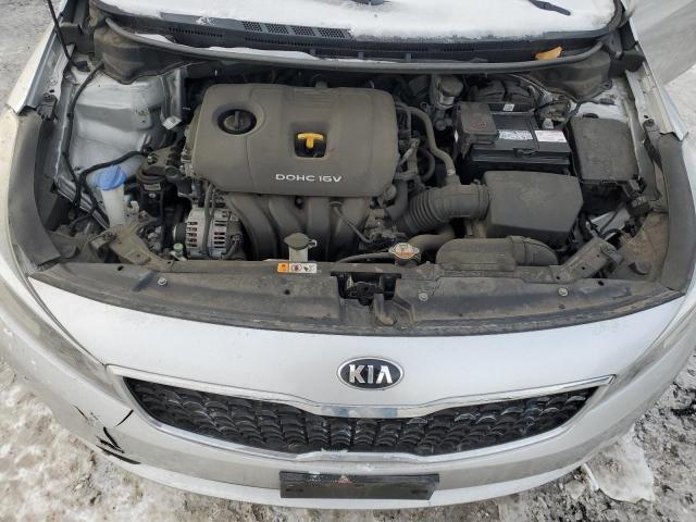 3KPFK4A77HE065339 - 2017 KIA FORTE LX SILVER photo 11