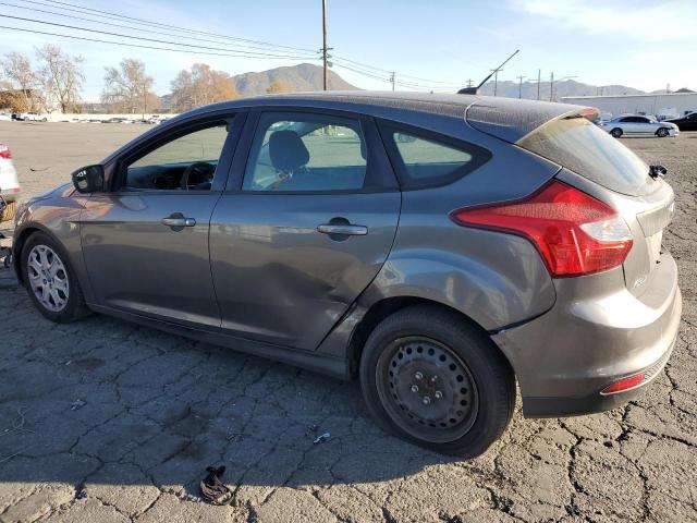 1FAHP3K27CL338695 - 2012 FORD FOCUS SE GRAY photo 2