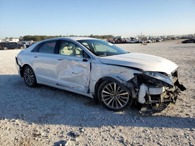 3LN6L5A97HR665769 - 2017 LINCOLN MKZ PREMIERE WHITE photo 4