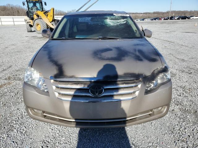 4T1BK36B97U216005 - 2007 TOYOTA AVALON XL GOLD photo 5