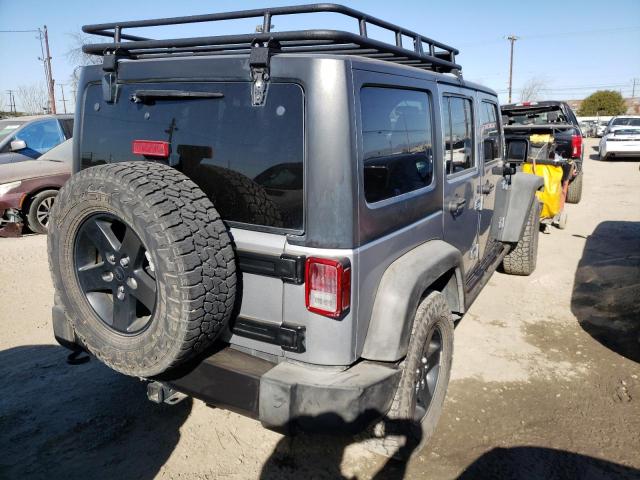 1C4BJWDG3GL121551 - 2016 JEEP WRANGLER U SPORT Silber Foto 3