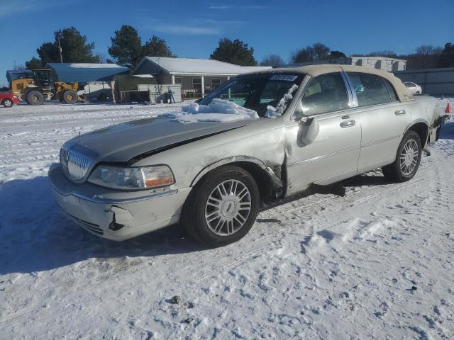 2006 LINCOLN TOWN CAR SIGNATURE LIMITED, 