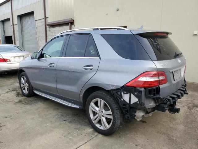 4JGDA5HB8EA406381 - 2014 MERCEDES-BENZ ML 350 4MATIC GRAY photo 2