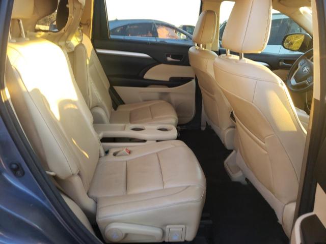5TDKKRFH6GS176840 - 2016 TOYOTA HIGHLANDER XLE Сірий фото 11