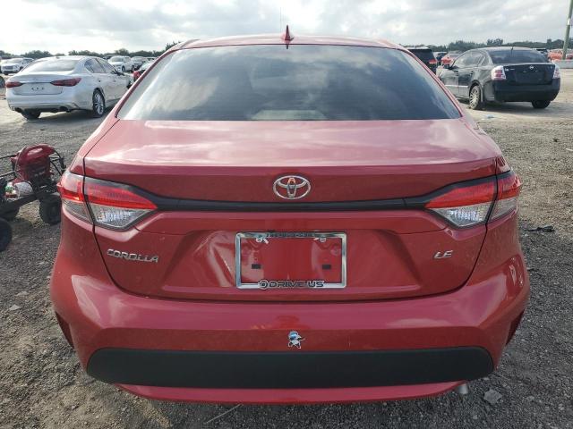 JTDEPMAEXMJ121847 - 2021 TOYOTA COROLLA LE RED photo 6